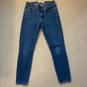 Vineyard Vines Dark Blue high rise Skinny Jeans